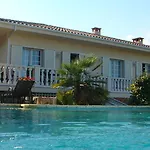 Manu D'hote 4*