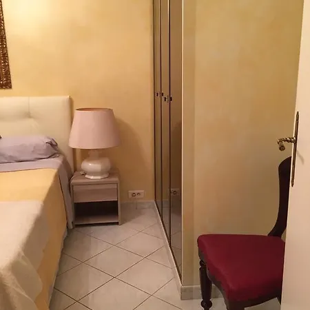 Bed and Breakfast Manu D'hote 4*