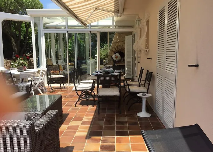 Manu D'hote Bed & Breakfast 4*