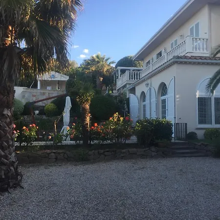 Bed & Breakfast Manu D'hote Les Issambres